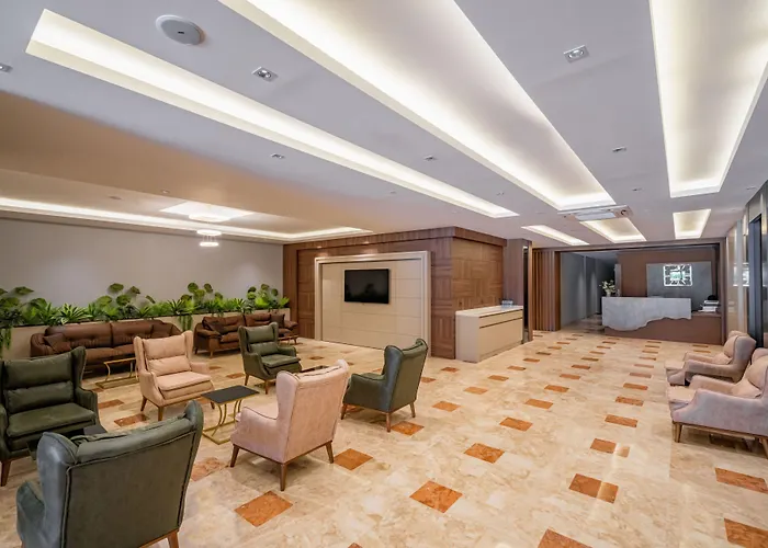 New Safir Aparthotel 4*